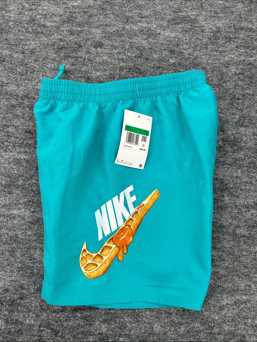 Nike Kids Turquoise Swim Shorts with White Logo and Gold Swoosh Size XL - Picture 4 of 8